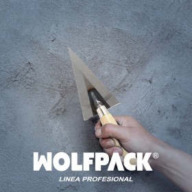 Paletín WOLFPACK Plus Mango Madera 343/130 mm.