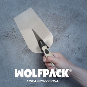 Paleta WOLFPACK Plus Mango de Goma 349 180mm.