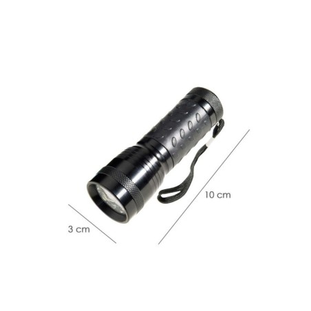 Linterna LED De Mano De Aluminio A Pilas	(3 AAA) 55 Lúmenes 14 Leds Mango Engomado