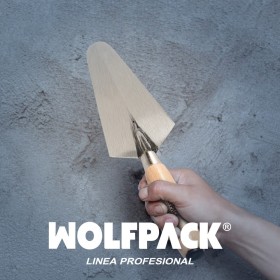 Paleta WOLFPACK Mango Madera 348 / 140 mm.