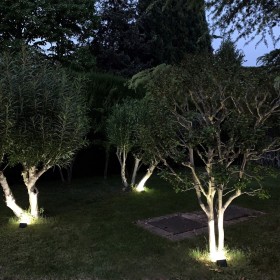 Aplique Solar Led 250 Lúmenes Con Sensor De Movimiento y Crepuscular IP65