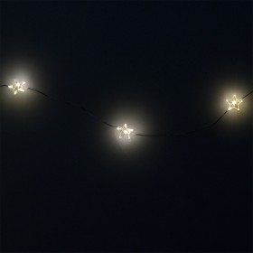 Guirnalda Luces Navidad Estrellas 20 Leds Blanco Cálido. Luz navidad interiores y exteriores IP44 A Pilas 3AA (No Incluida)