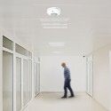 Detector De Movimiento Por Infrarrojos Con Sensor Crepuscular 360º. Ajustable