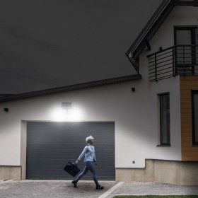 Aplique Solar Led Doble Con Sensor de Movimiento / Crepuscular 450 Lúmenes. protección IP65
